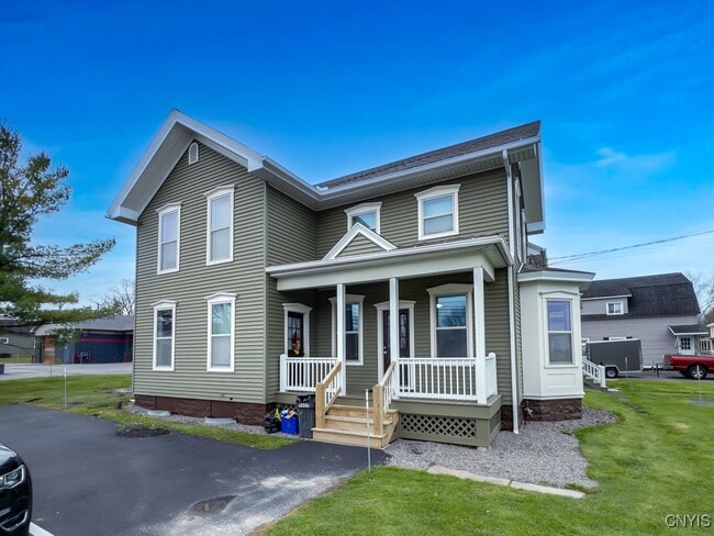 Building Photo - 9611 Brewerton Rd