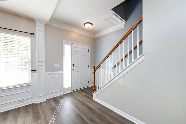 Building Photo - 4811 Sunburst Ln