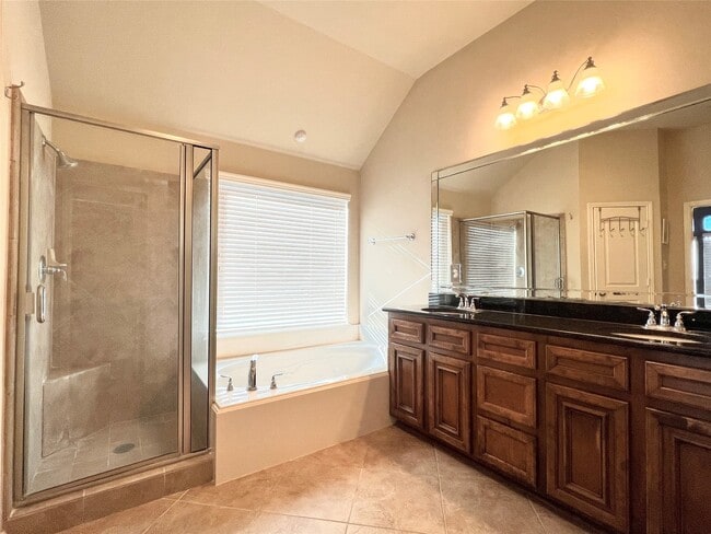 Building Photo - 26203 Ginger Gables Ln