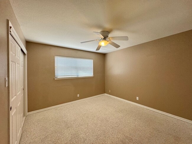 Building Photo - Classic Napa Bel Aire Home 4 Bedrooms, 2 B...