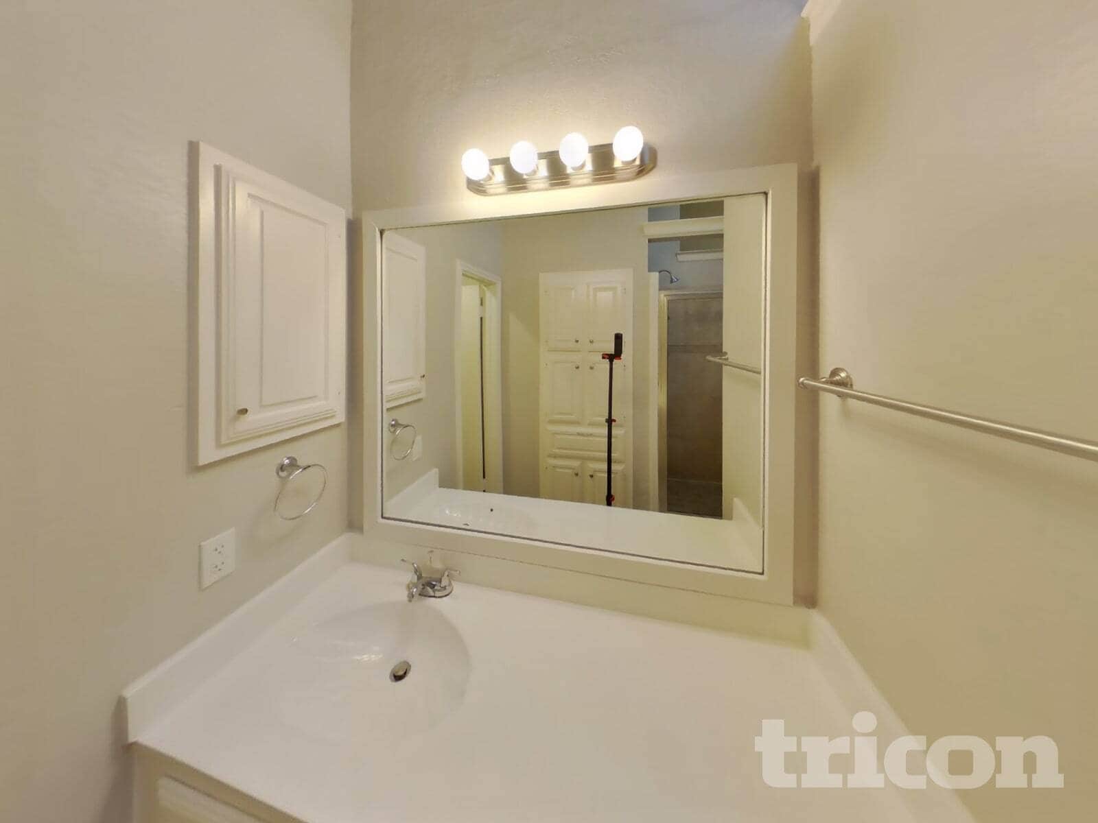 Building Photo - 616 Via Miramonte