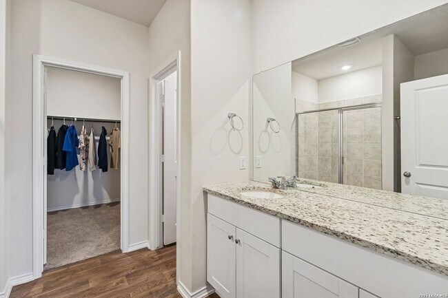 Building Photo - 4550 Meerkat Dr