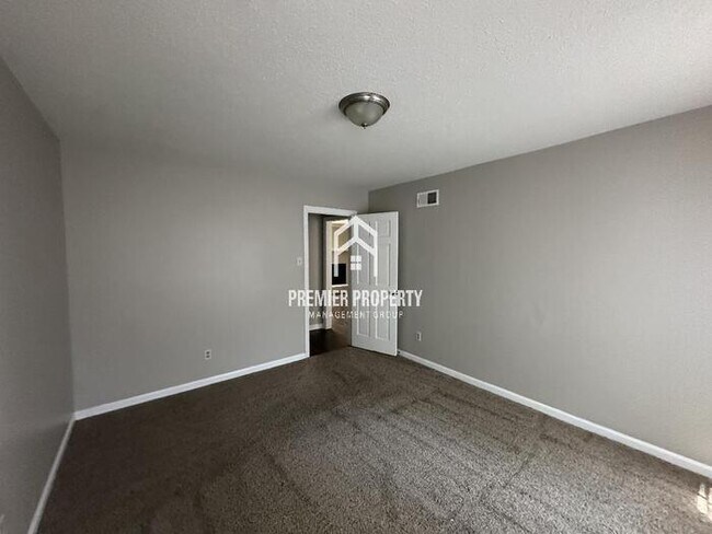 Building Photo - 2083 Pennington Gap