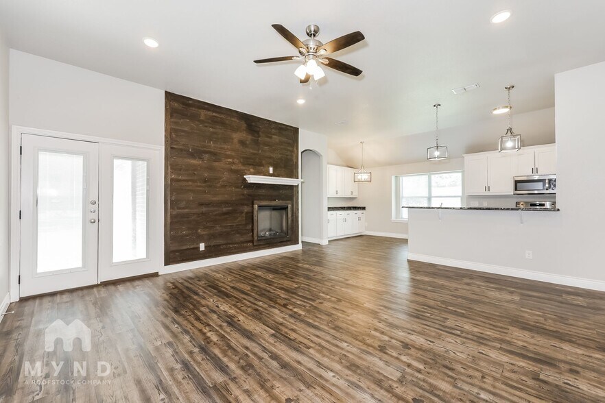 Building Photo - 109 Overhill Dr