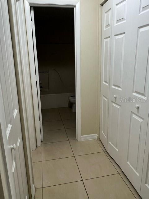 Building Photo - 202 Country Ln NE