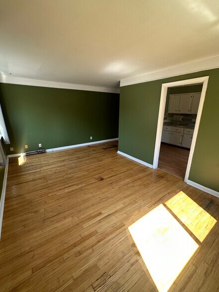 Building Photo - 3344 Buell St