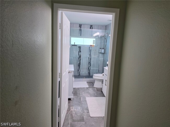 Building Photo - 200 Diamond Cir
