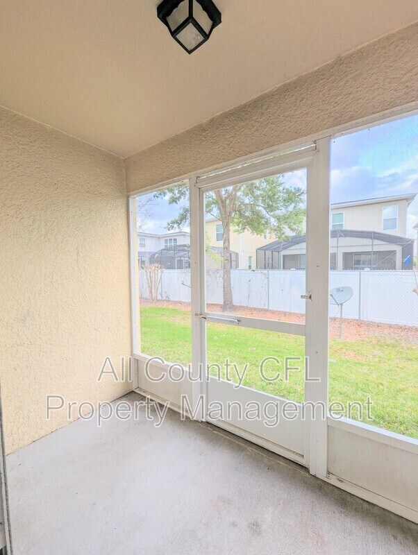 Building Photo - 2816 Club Cortile Cir