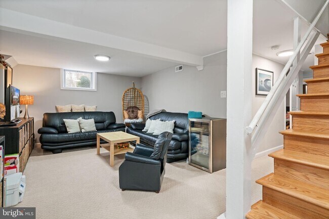 Building Photo - 3903 Whispering Ln