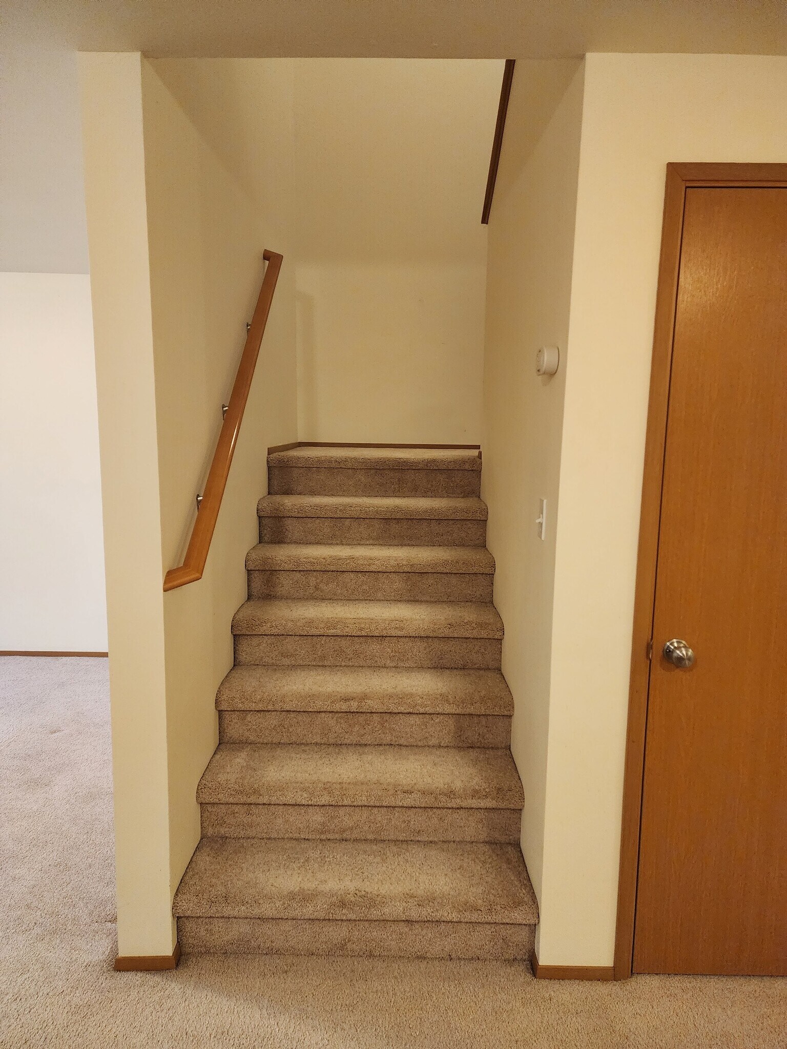 Building Photo - 2732 Hidden Springs Loop SE