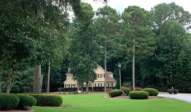 Building Photo - 80 Preswick Park Dr