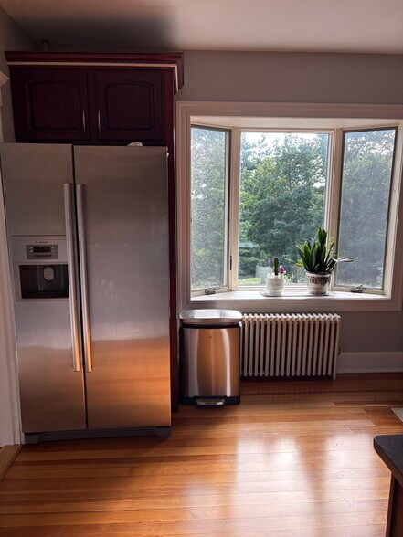 Building Photo - 51 Algonquin Rd