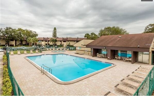 Swimming pool - 880 S Village Dr N
