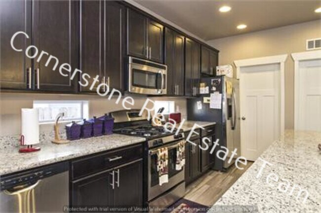Building Photo - 10675 Abrams Dr