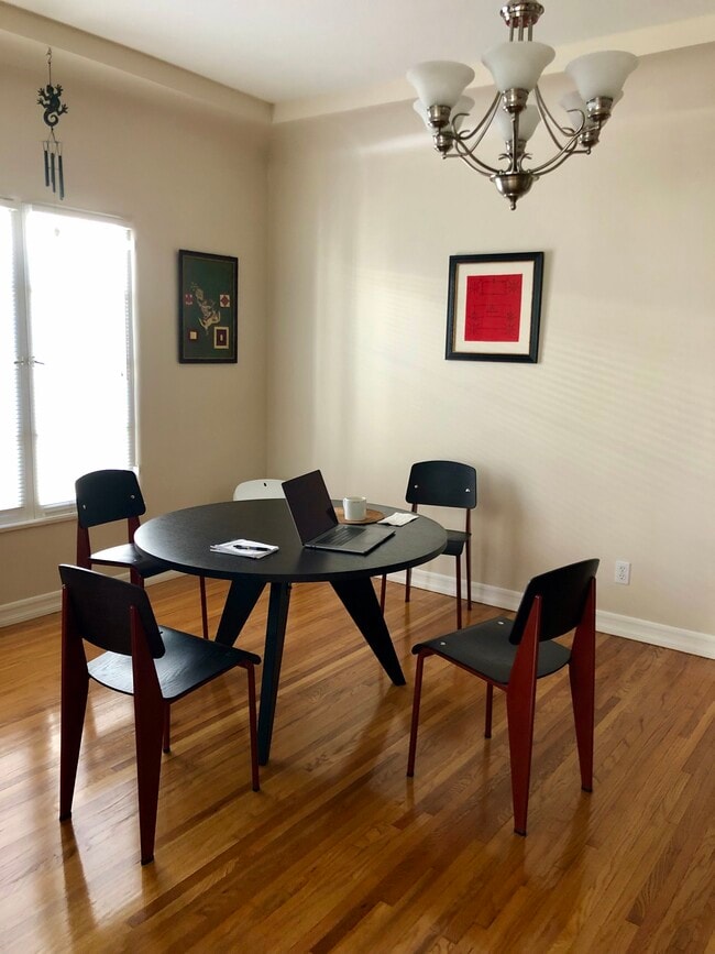 Dining Room - 827 12th St