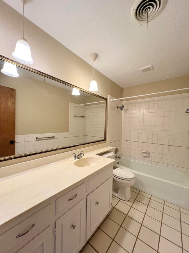 Building Photo - 5113 13th St