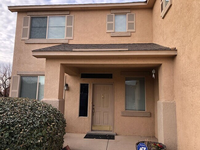 Building Photo - Single Family Home