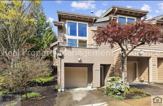 Primary Photo - 10275 NW Alder Grove Ln