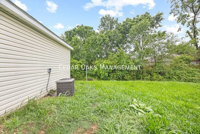 Building Photo - 1308 S C Ct