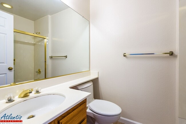Building Photo - 6325 Windrow Ct