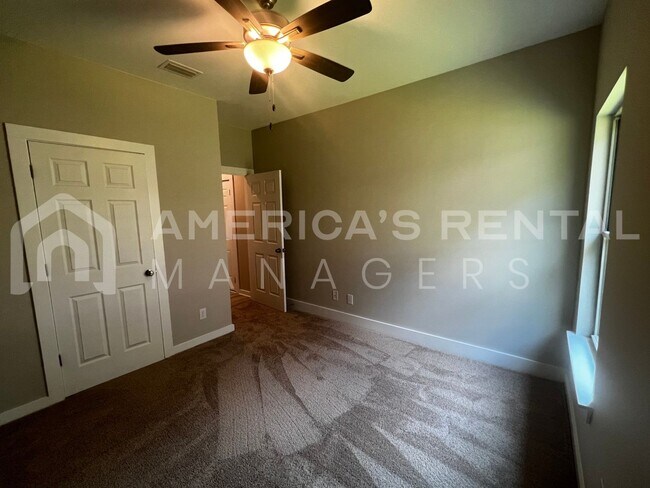 Building Photo - Home for Rent in Foley, AL!!! View with 48 Hours Notice!