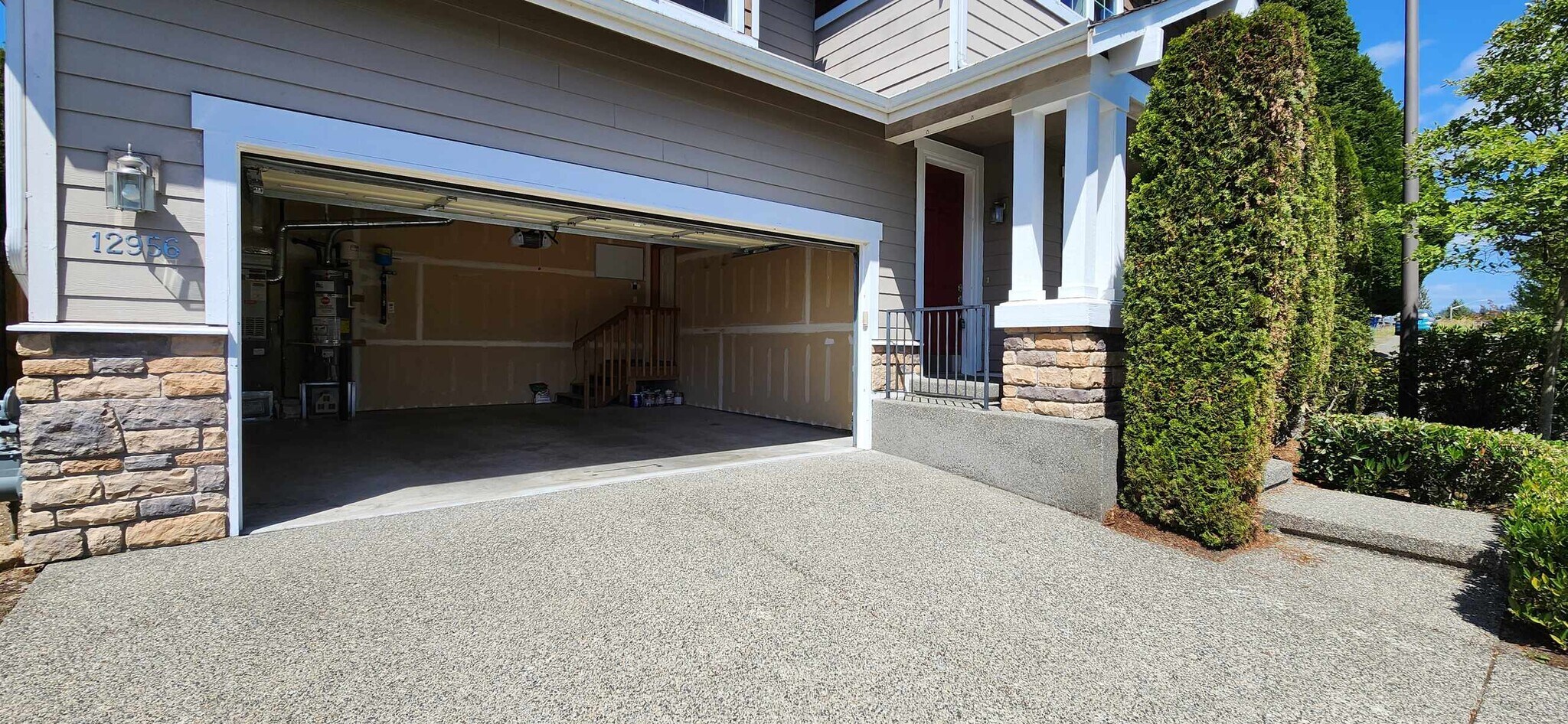 Building Photo - 12956 NE 200th Pl