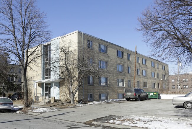 Building Photo - 12 W 22nd St