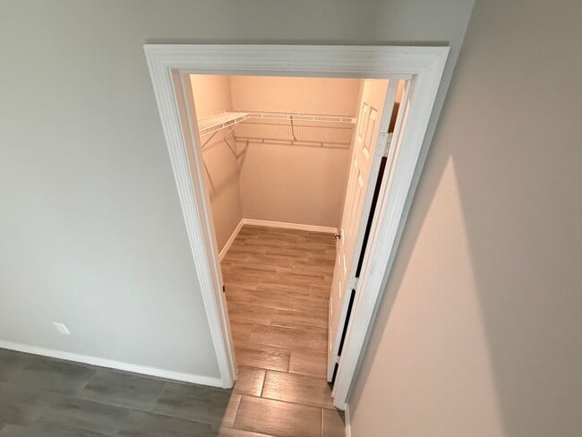 Building Photo - Beautiful 3 Bedroom, 2 Bathroom Home in Palm Bay!!