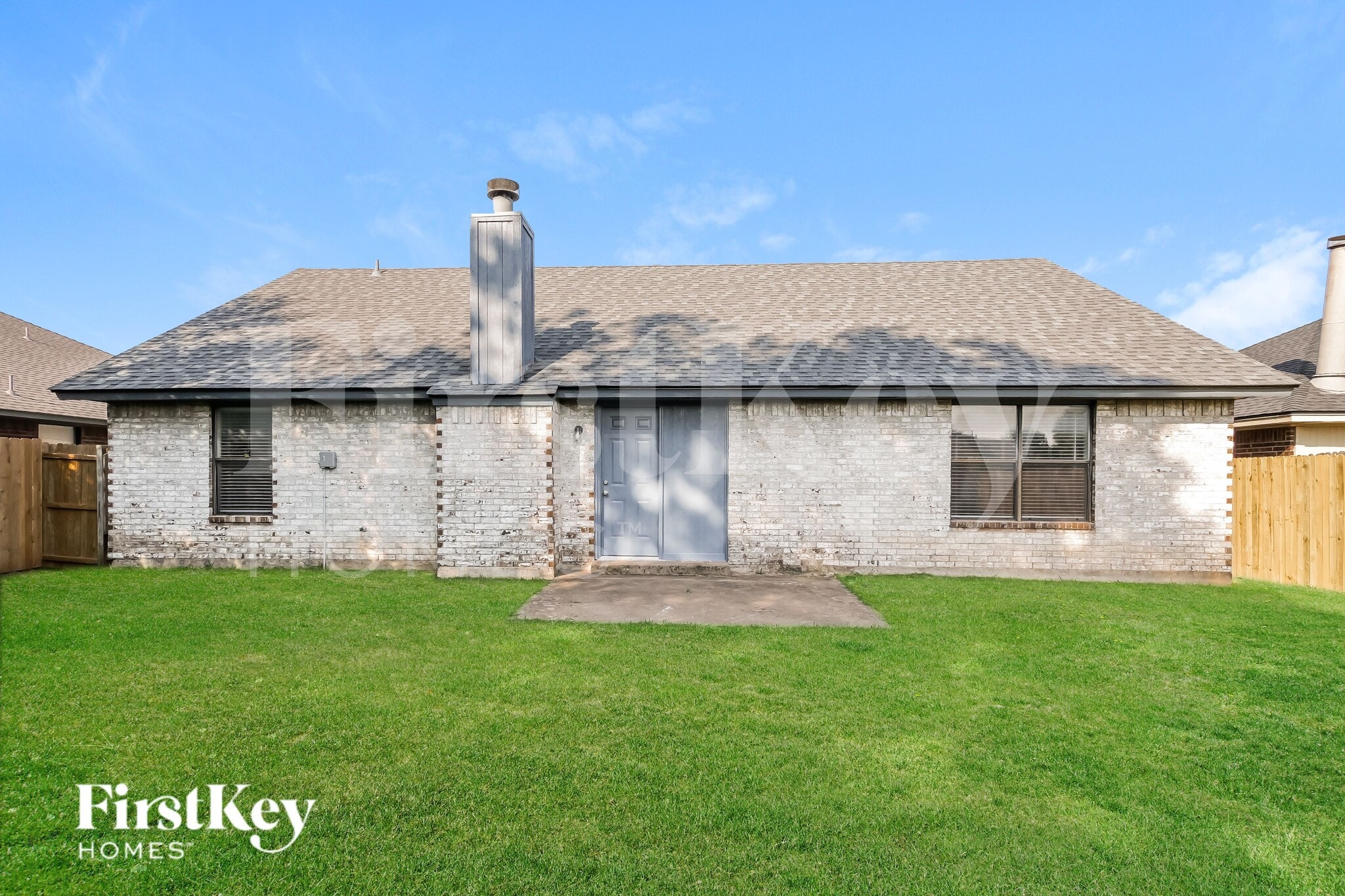 Building Photo - 1008 Sennybridge Dr