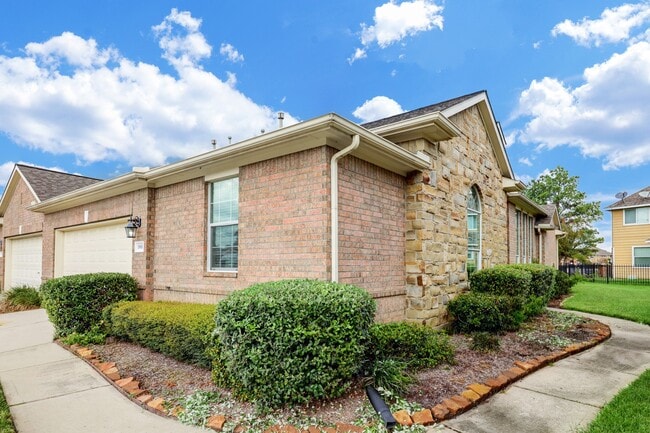 Building Photo - 18618 Jaya Loch Ct