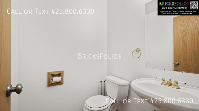 Building Photo - 15638 42nd Ave S