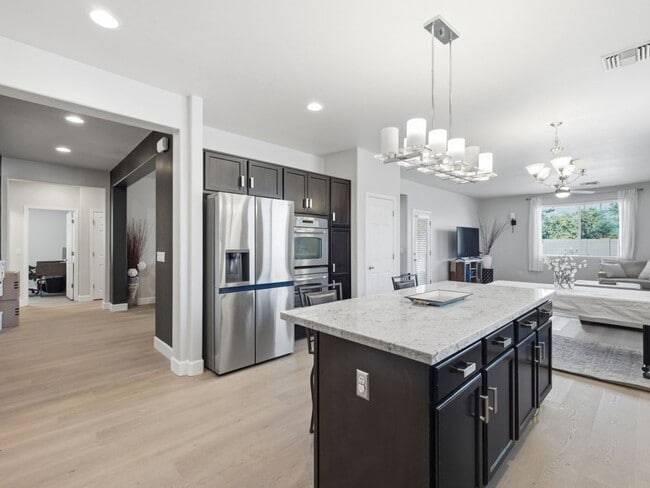 Building Photo - Spacious Cul-de-Sac Living with Modern Comforts & Community Perks