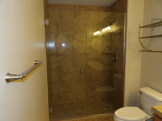 Building Photo - 1263 Walters Point