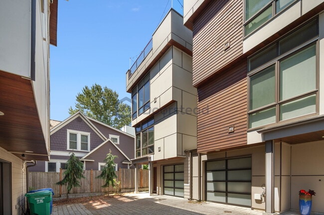 Building Photo - 2040 NW 62nd St