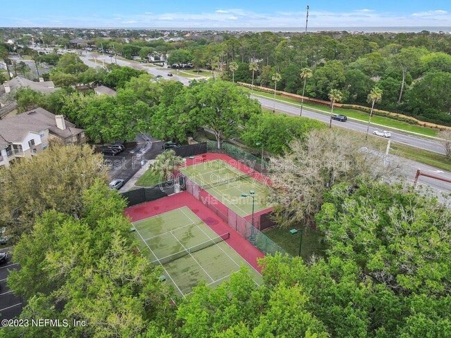 Building Photo - 19 Arbor Club Dr