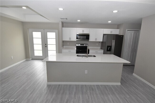 Building Photo - 1544 Waldorf Dr