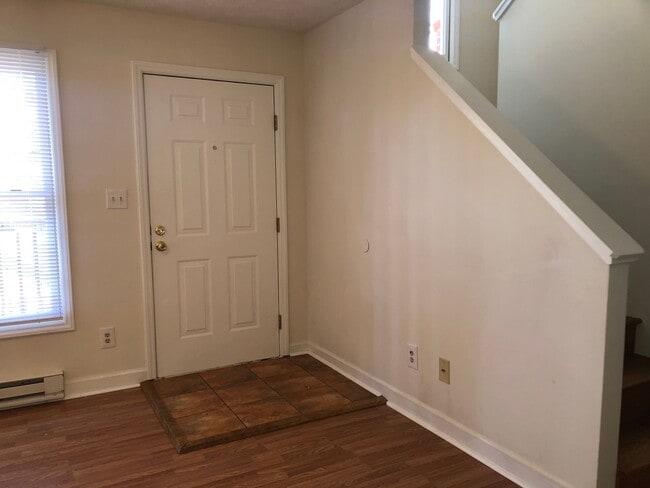 Building Photo - 142 Margo Ln