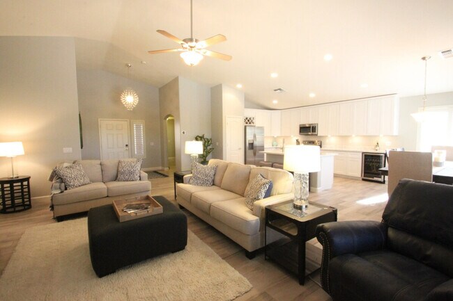 Building Photo - 34018 N Pate Pl