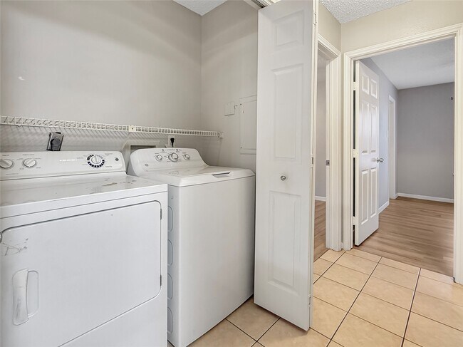 Building Photo - 25144 Budde Rd