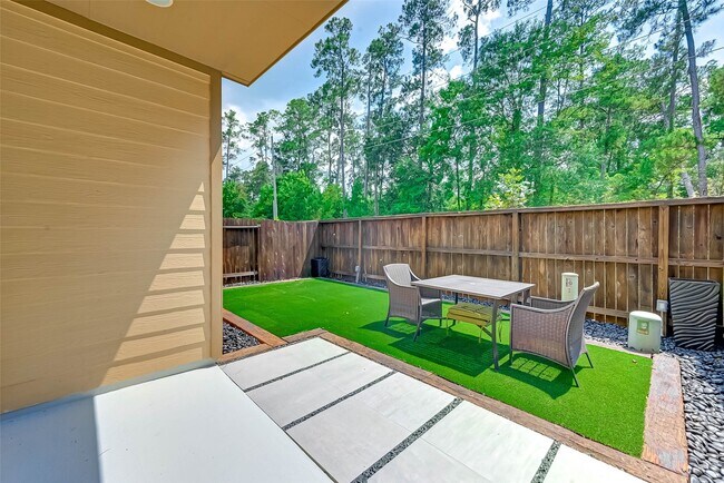 Building Photo - 50 Cheswood Manor Drive