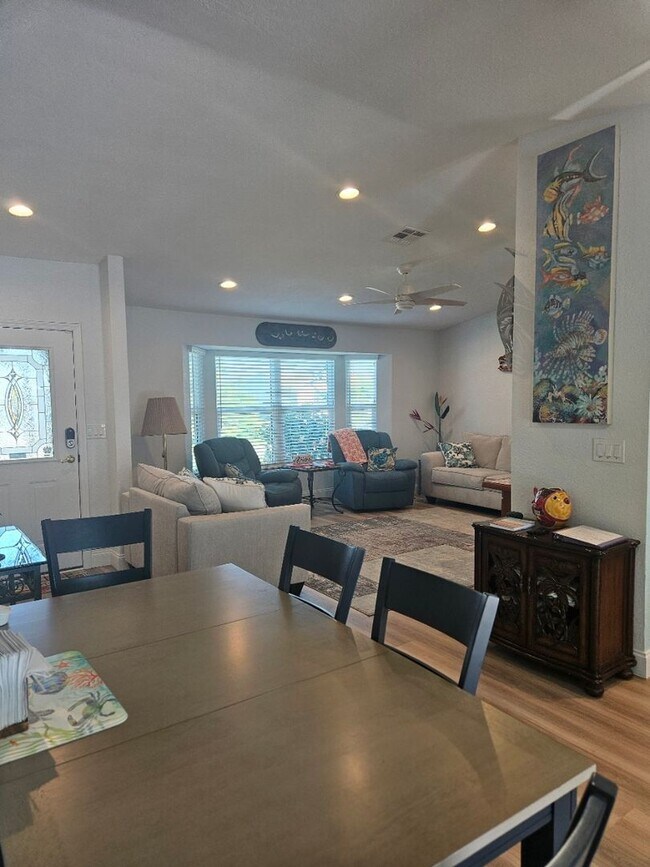 Building Photo - 18810 Ashcroft Cir