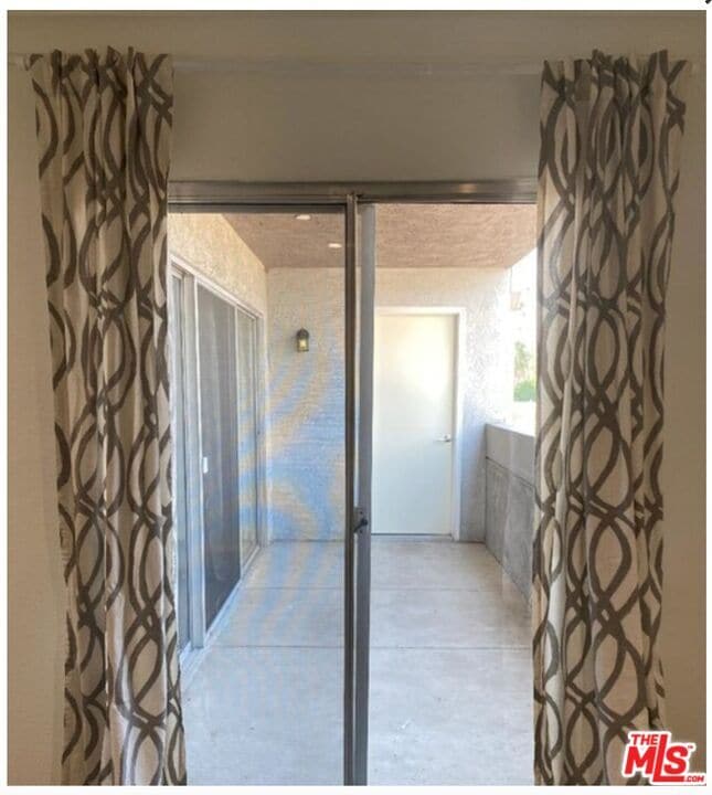 Building Photo - 5260 Bellingham Ave