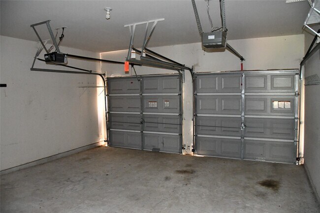 Building Photo - 18118 Cypress Valley Ln
