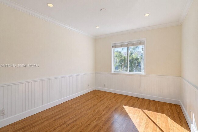 Building Photo - 5327 Sapphire Valley