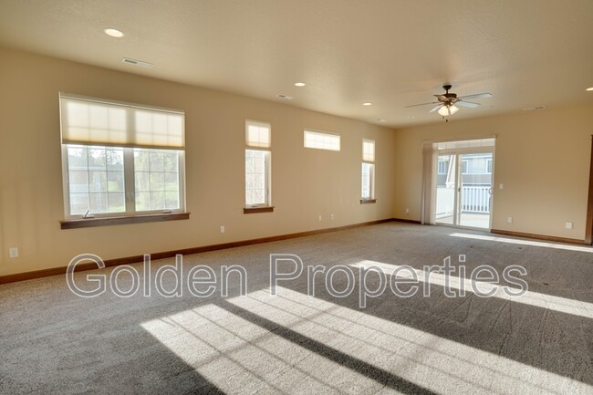 Building Photo - 4576 Greenchain Loop