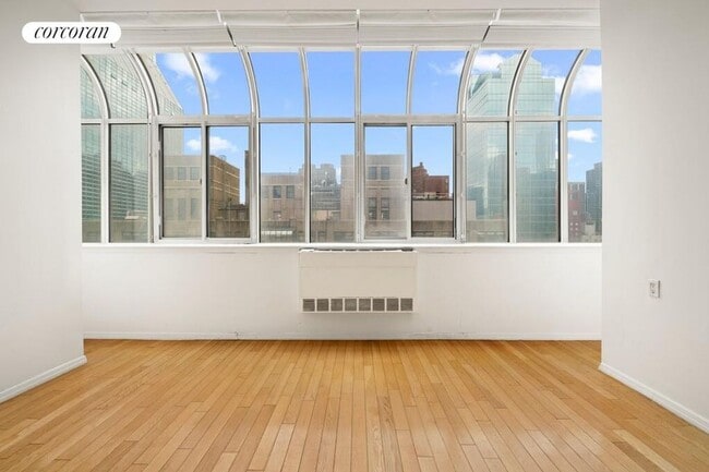 Primary Photo - 310 E 46th St