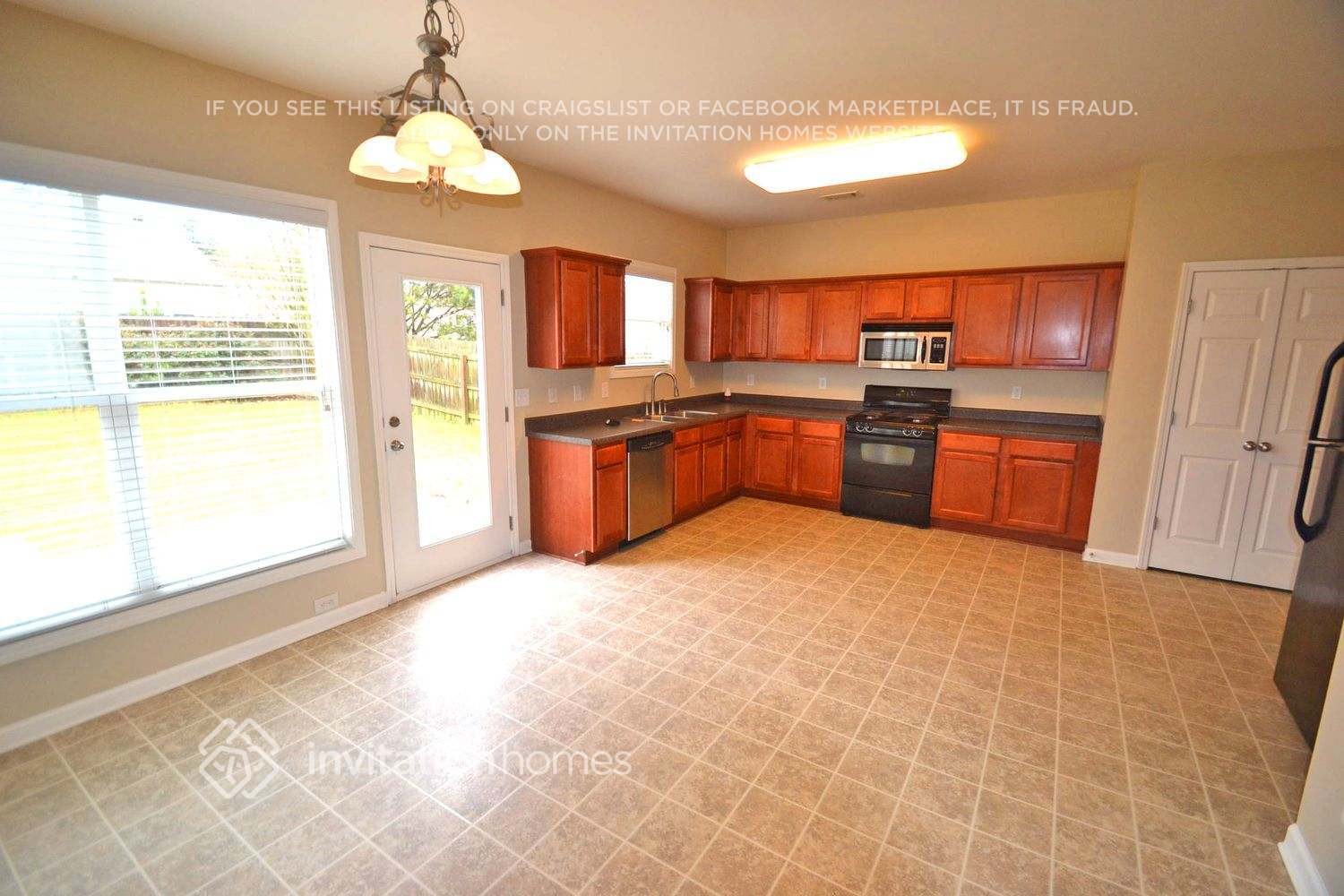 Building Photo - 1083 Gather Dr