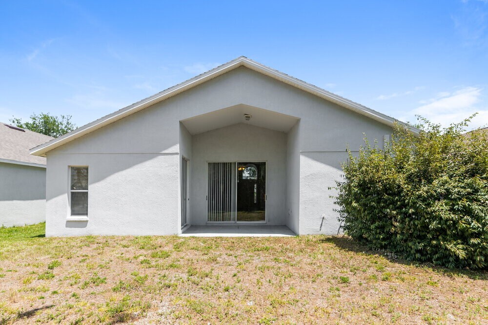 Building Photo - 1609 Carson White Ln