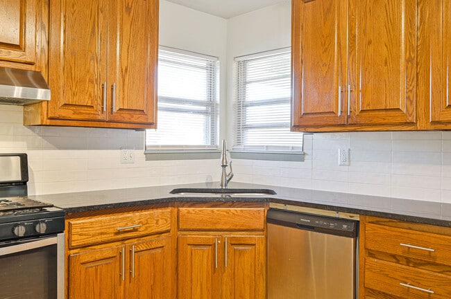 Building Photo - 3116 NW 63rd St