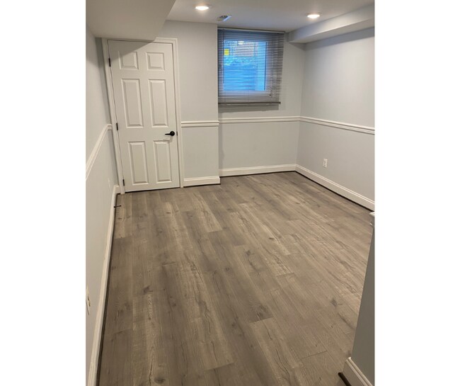 Building Photo - 1025 N Carey St